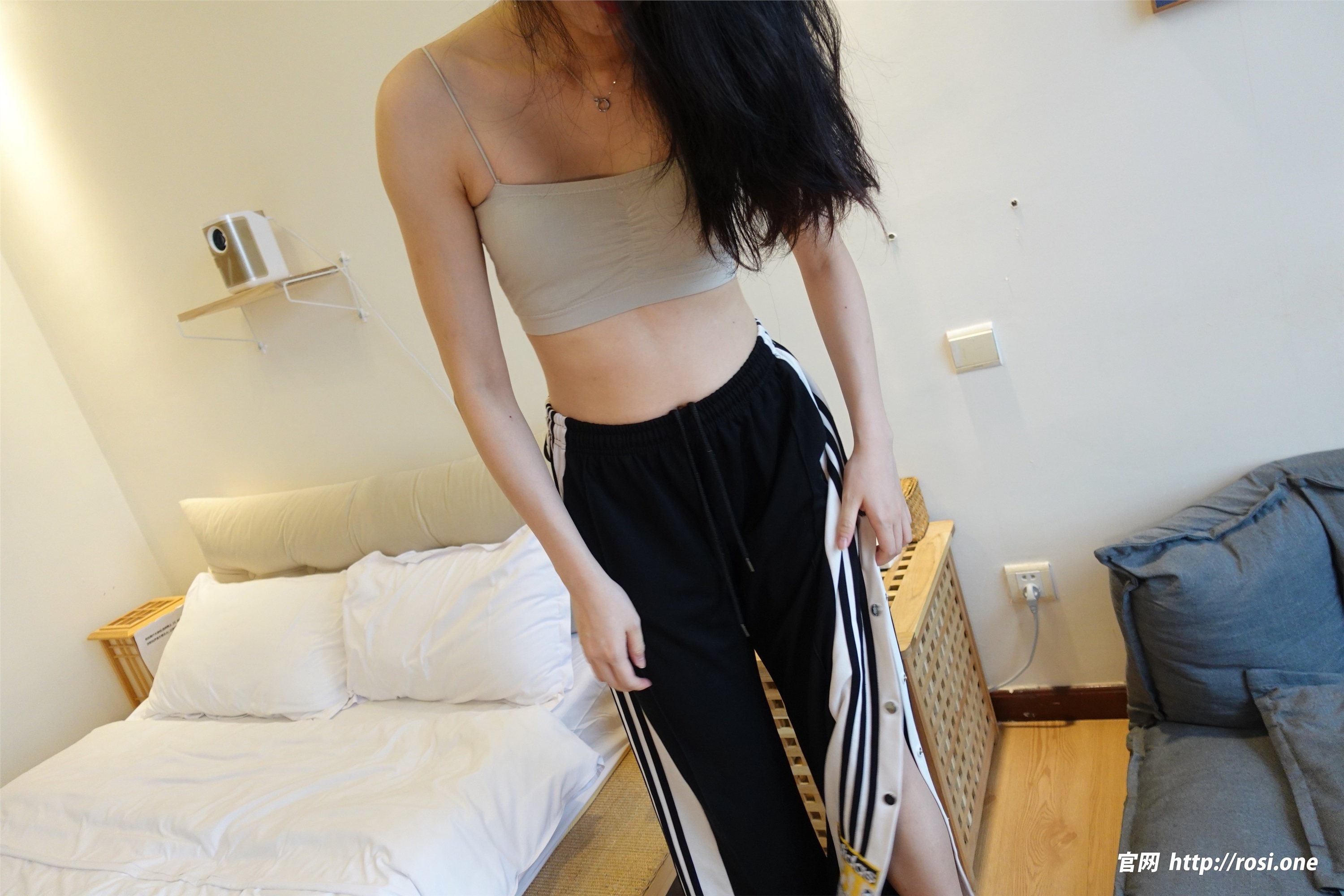 ROSI写真 2022.12.16 NO.4029